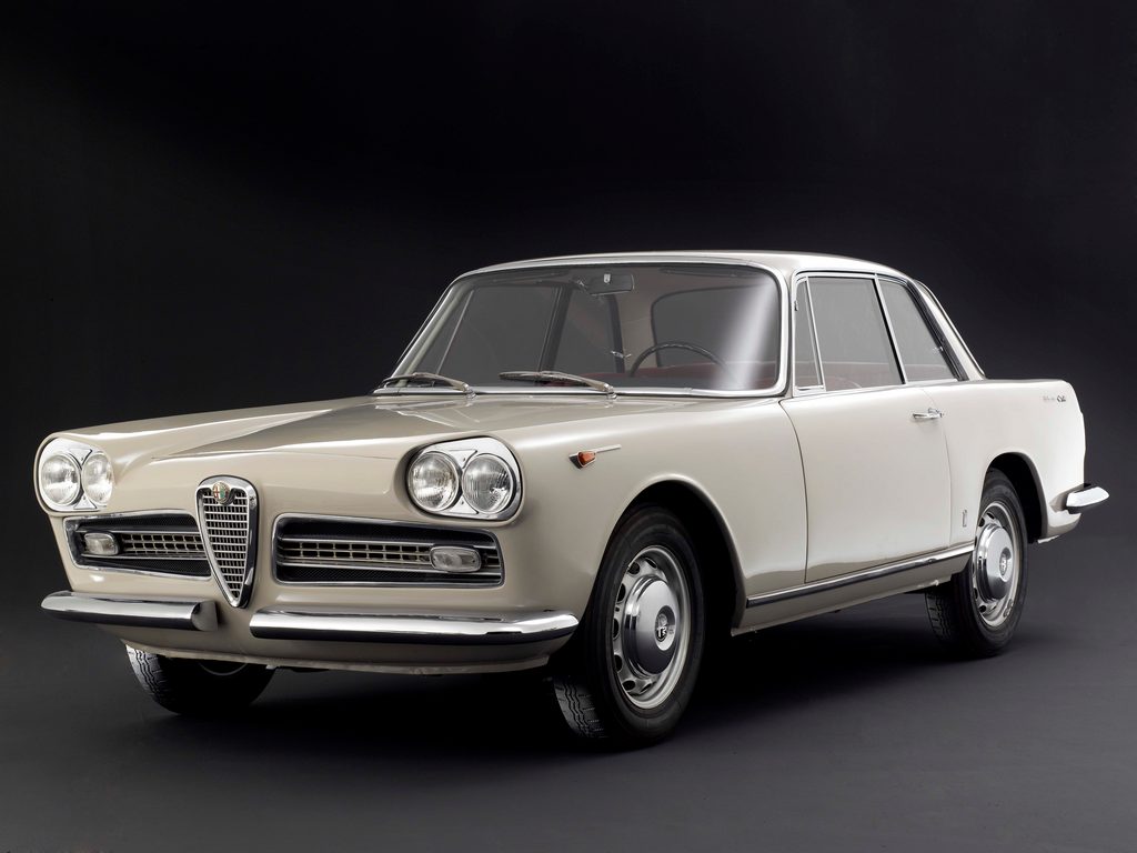 1961 Alfa Romeo 2000 Vignale